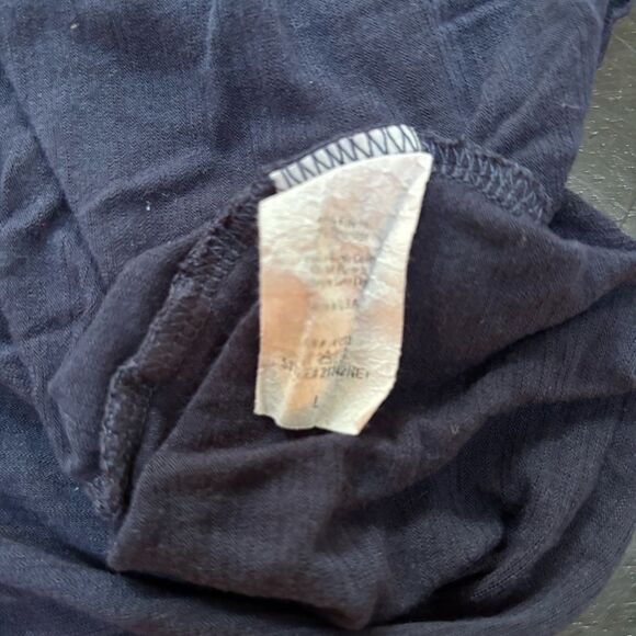 W5 Navy Sleeveless Top with Multicolor Chevron Trim – Size L - Picture 5 of 5